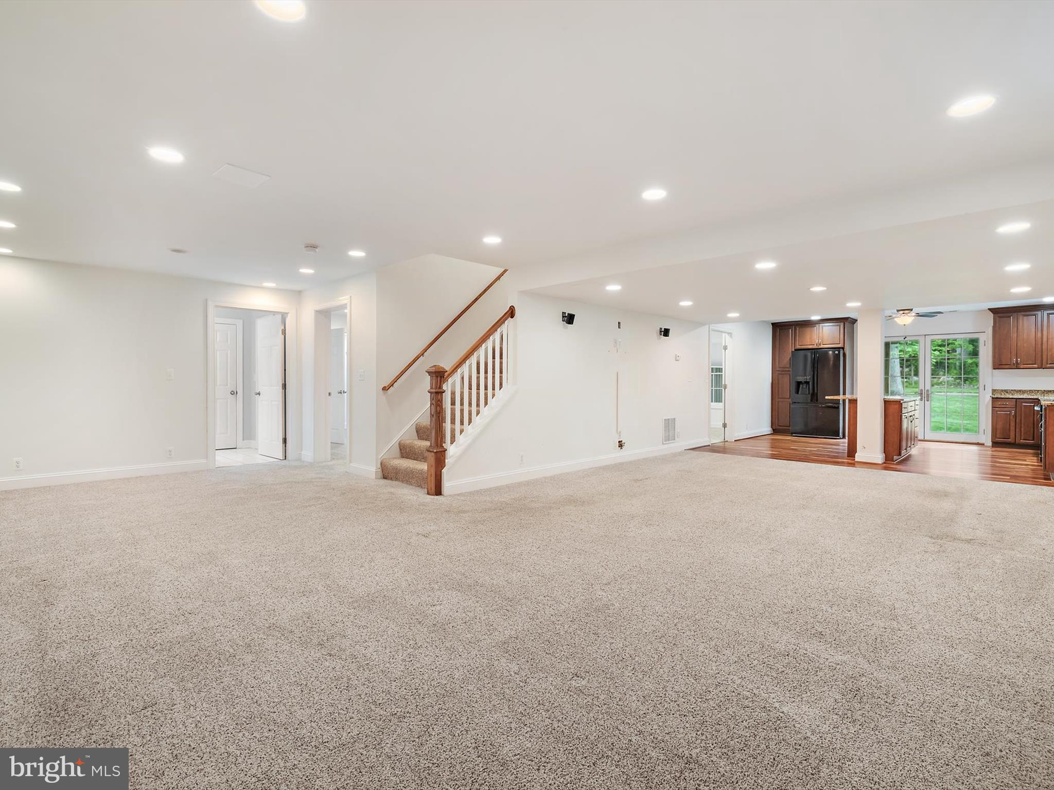 8380 SCARLET GLEN COURT