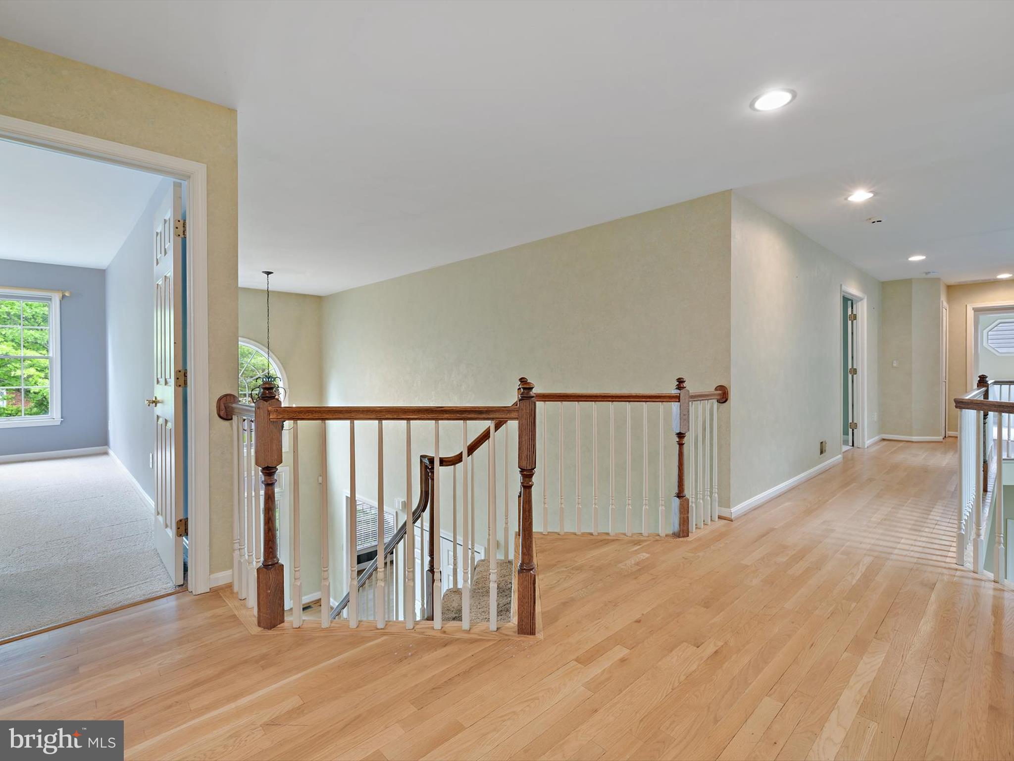 8380 SCARLET GLEN COURT