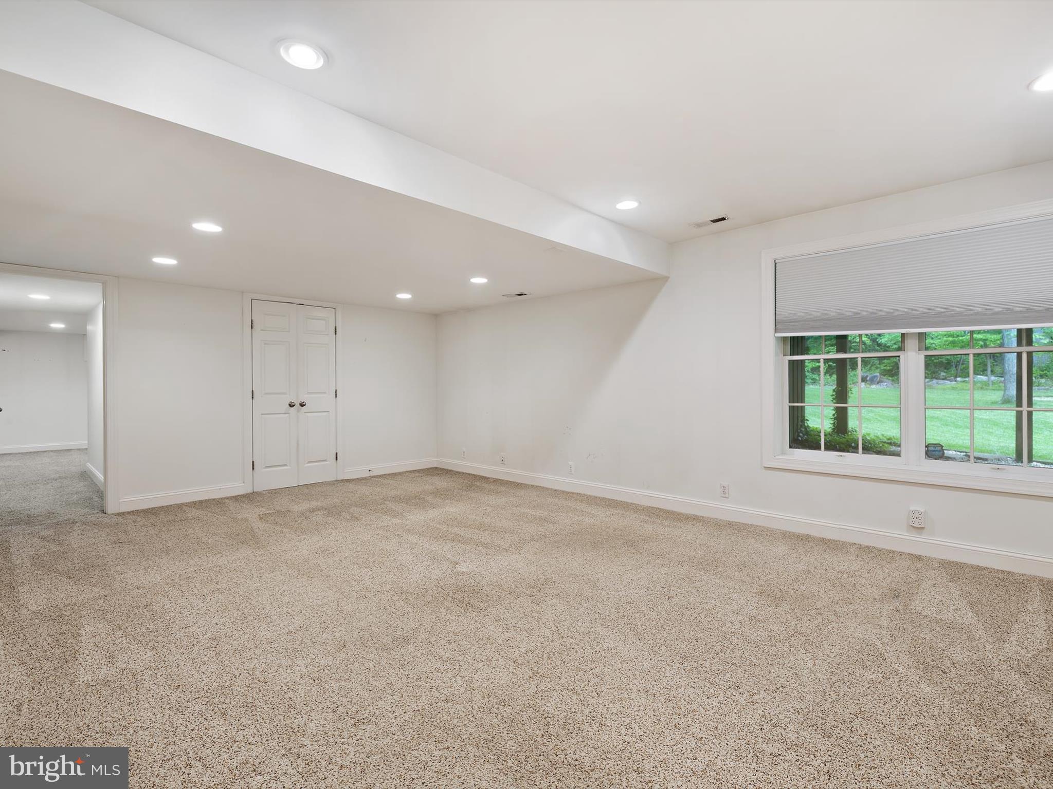 8380 SCARLET GLEN COURT