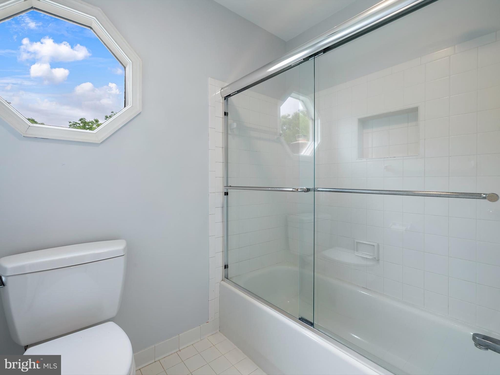 8380 SCARLET GLEN COURT