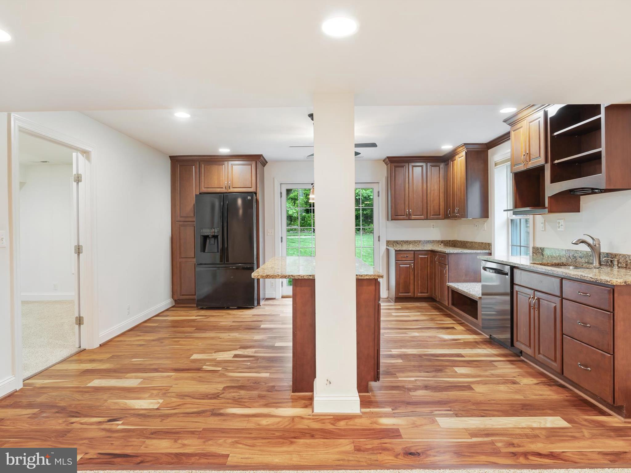 8380 SCARLET GLEN COURT