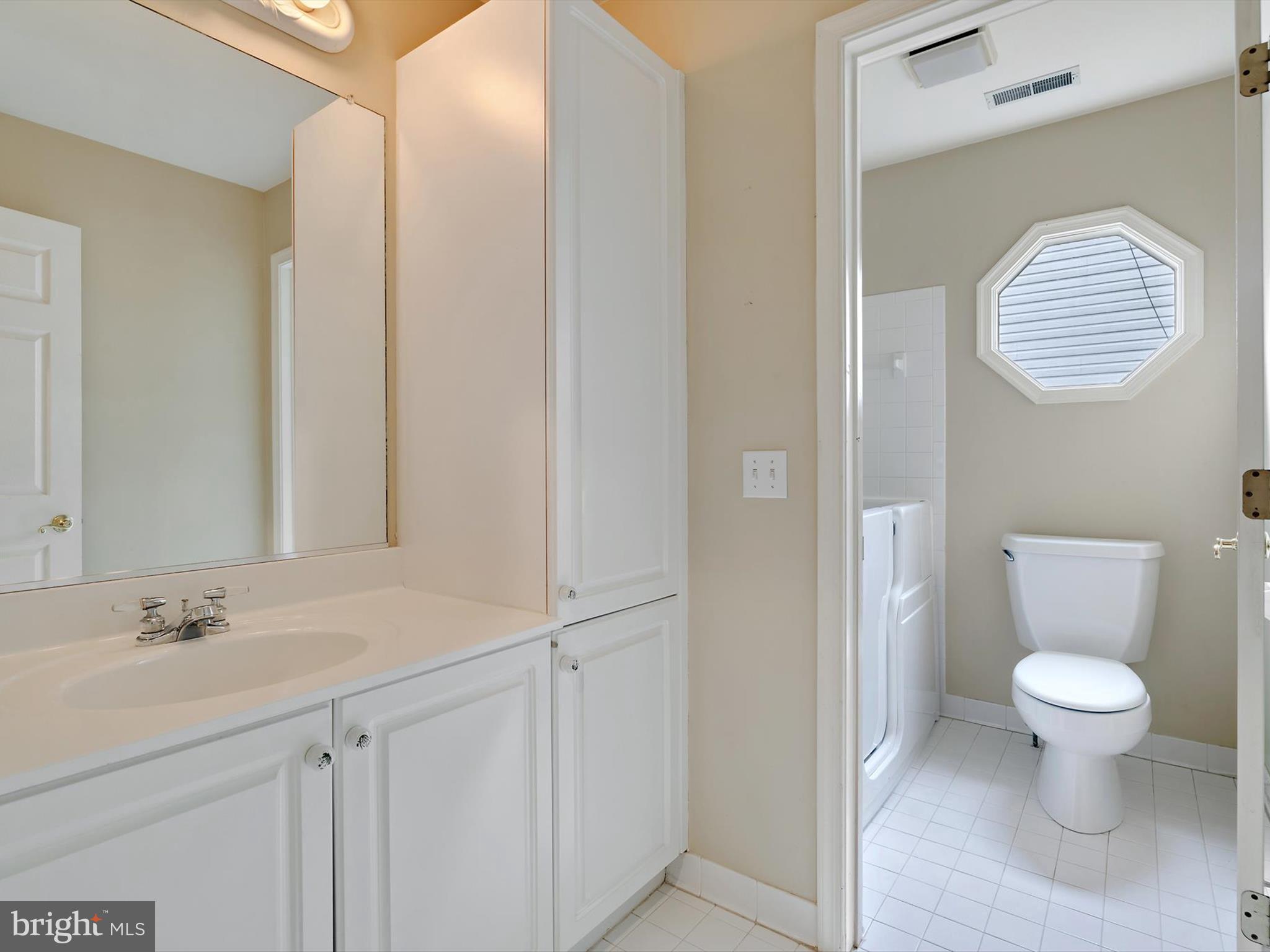 8380 SCARLET GLEN COURT