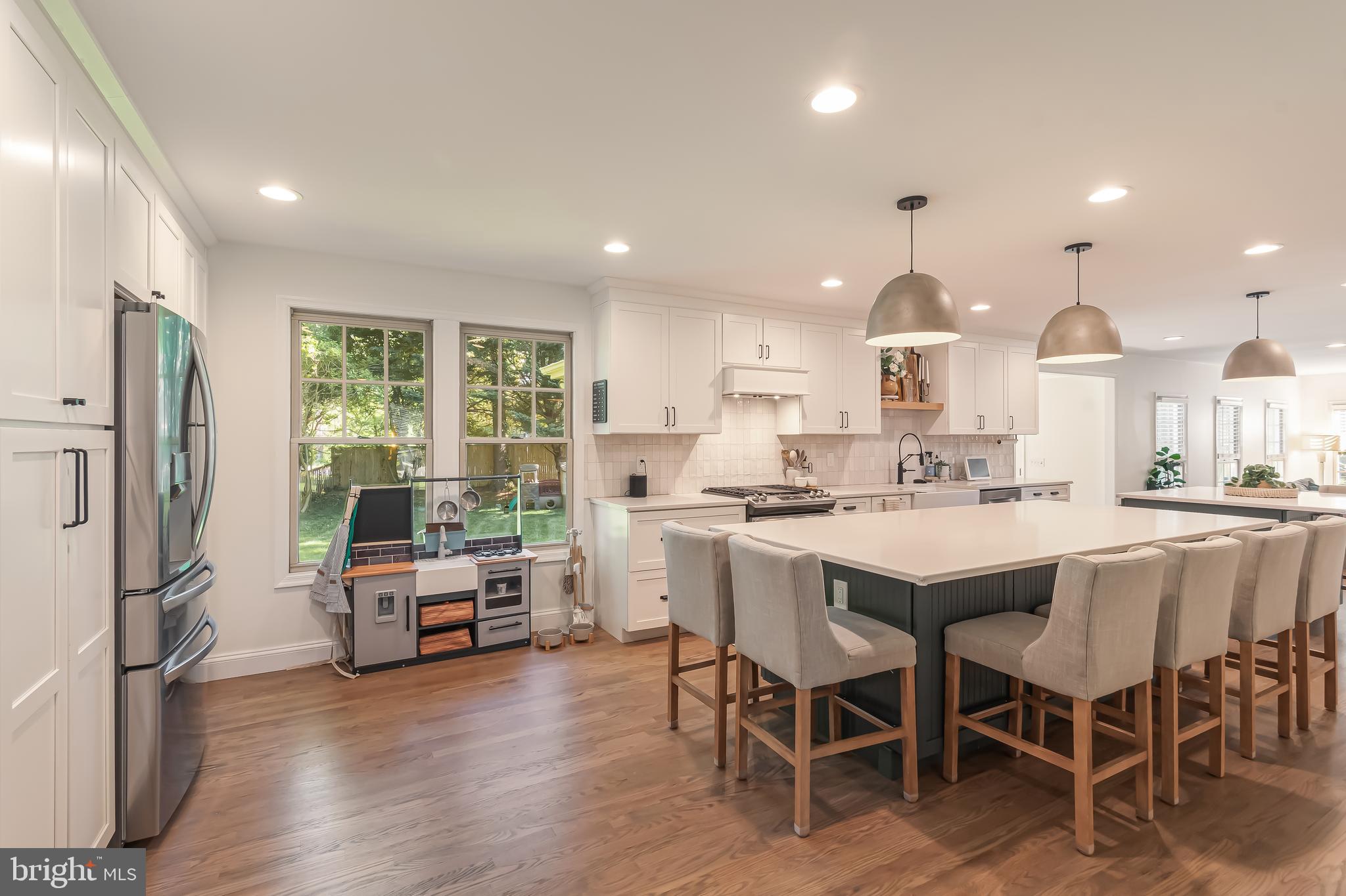 1103 ELGIN COURT