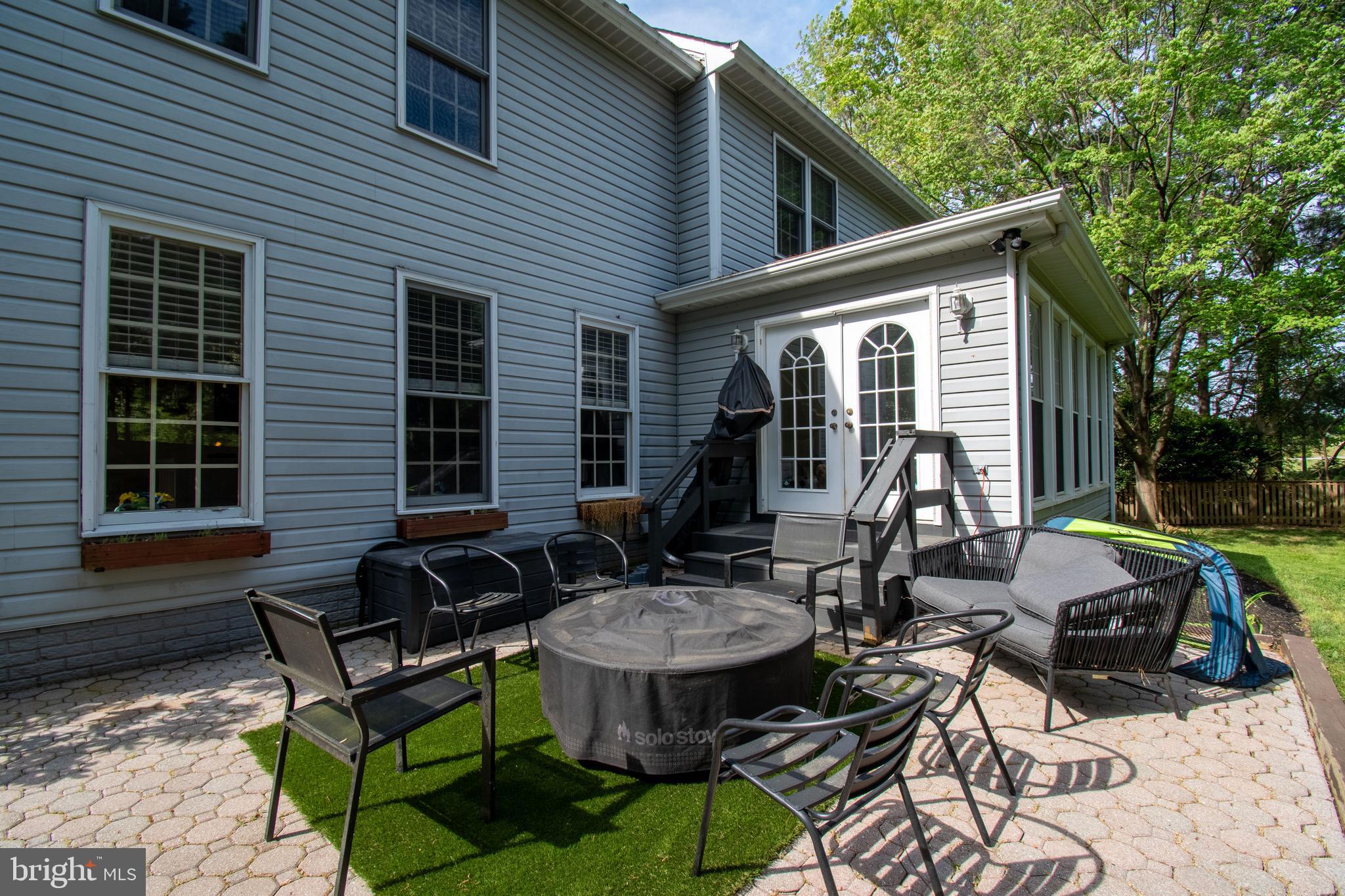 1103 ELGIN COURT