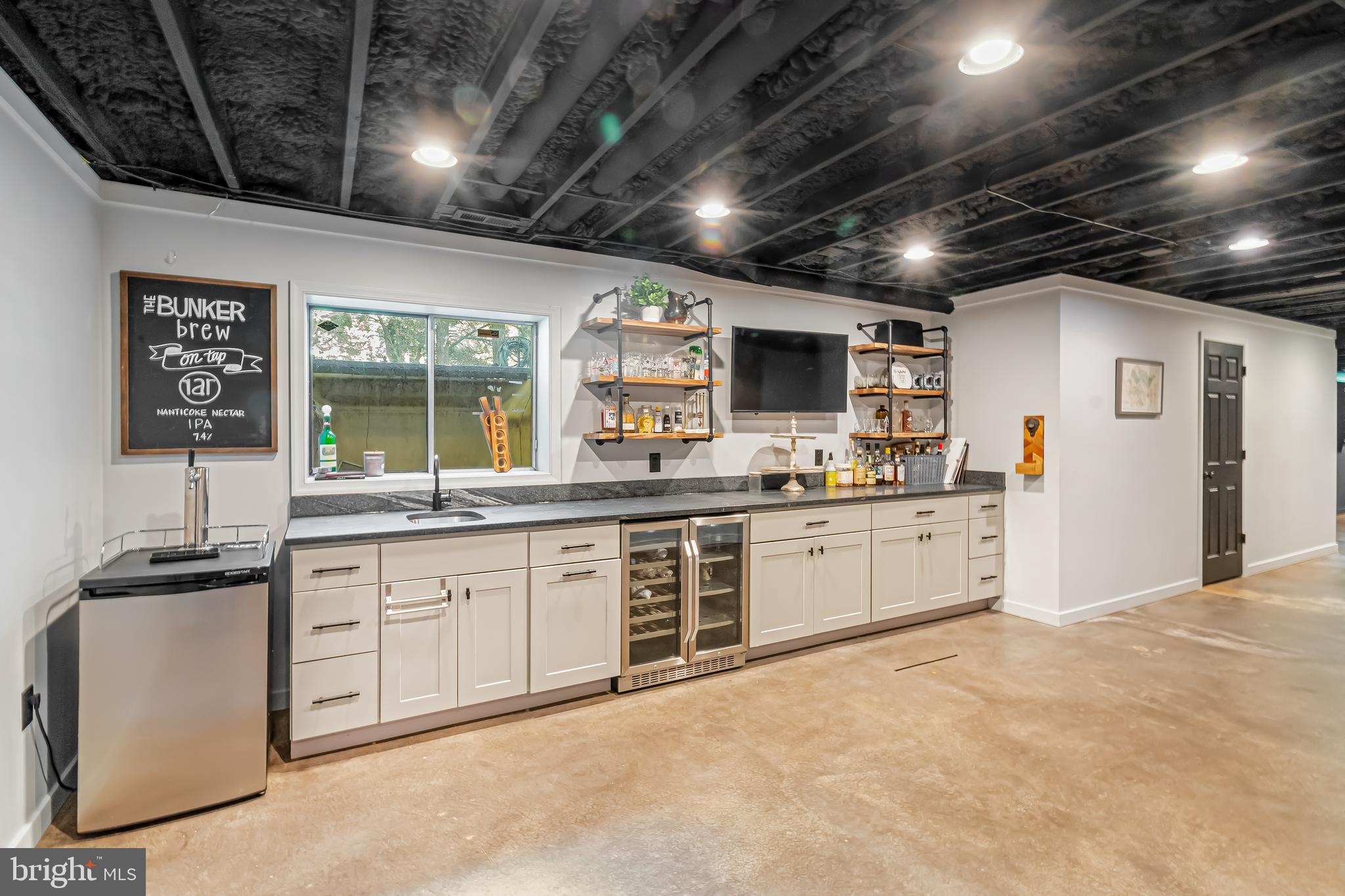 1103 ELGIN COURT