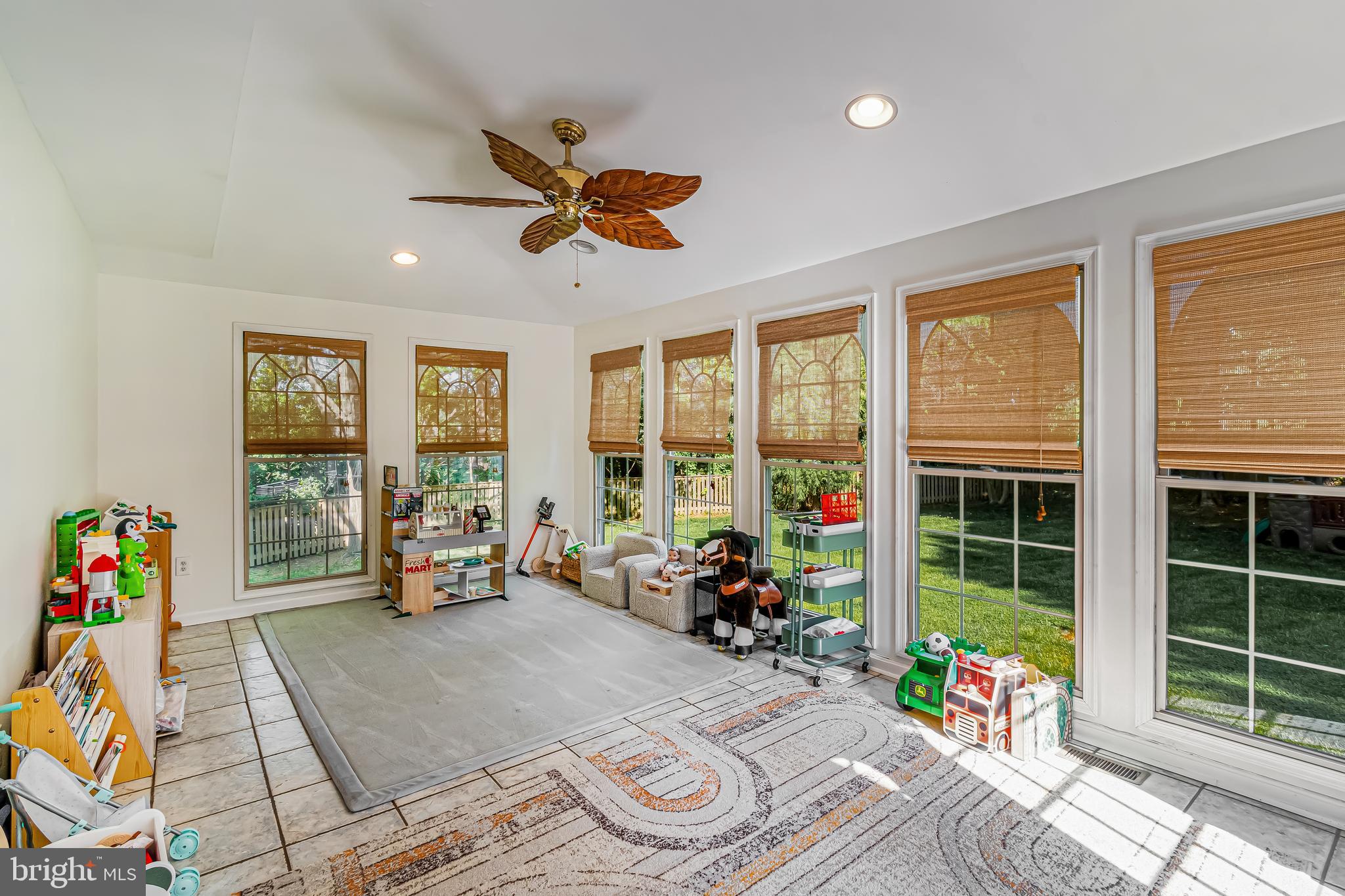 1103 ELGIN COURT