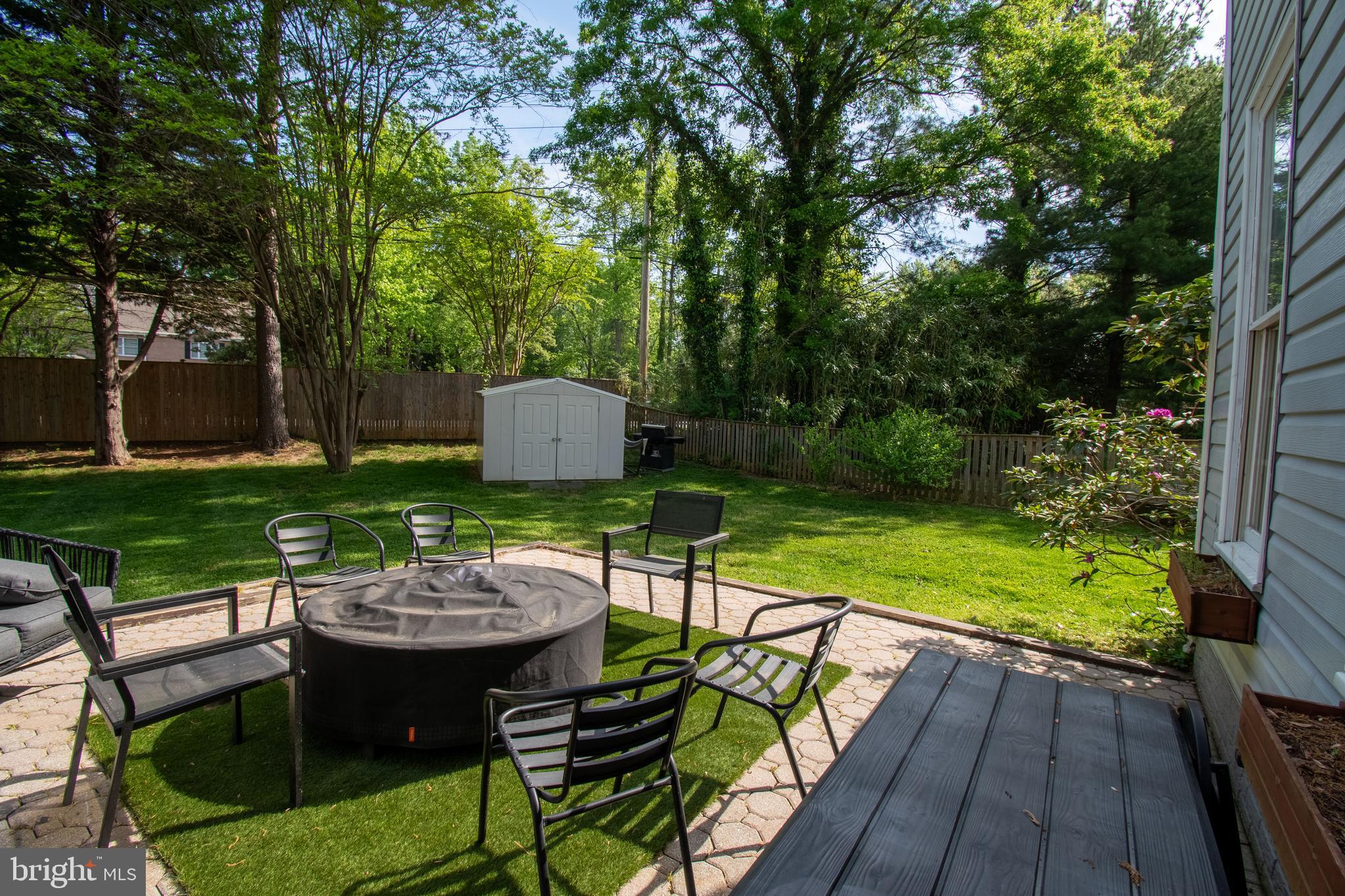 1103 ELGIN COURT