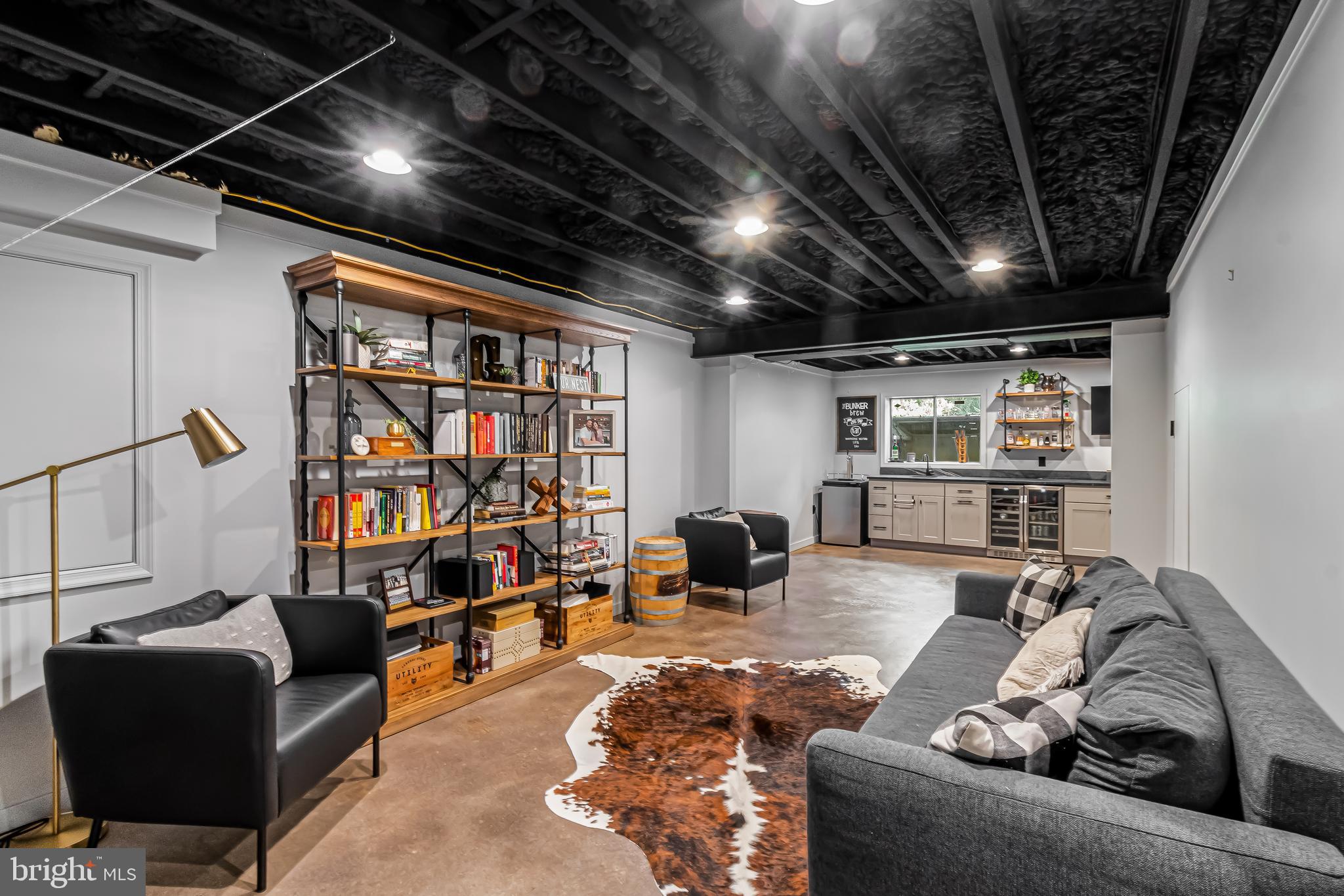 1103 ELGIN COURT