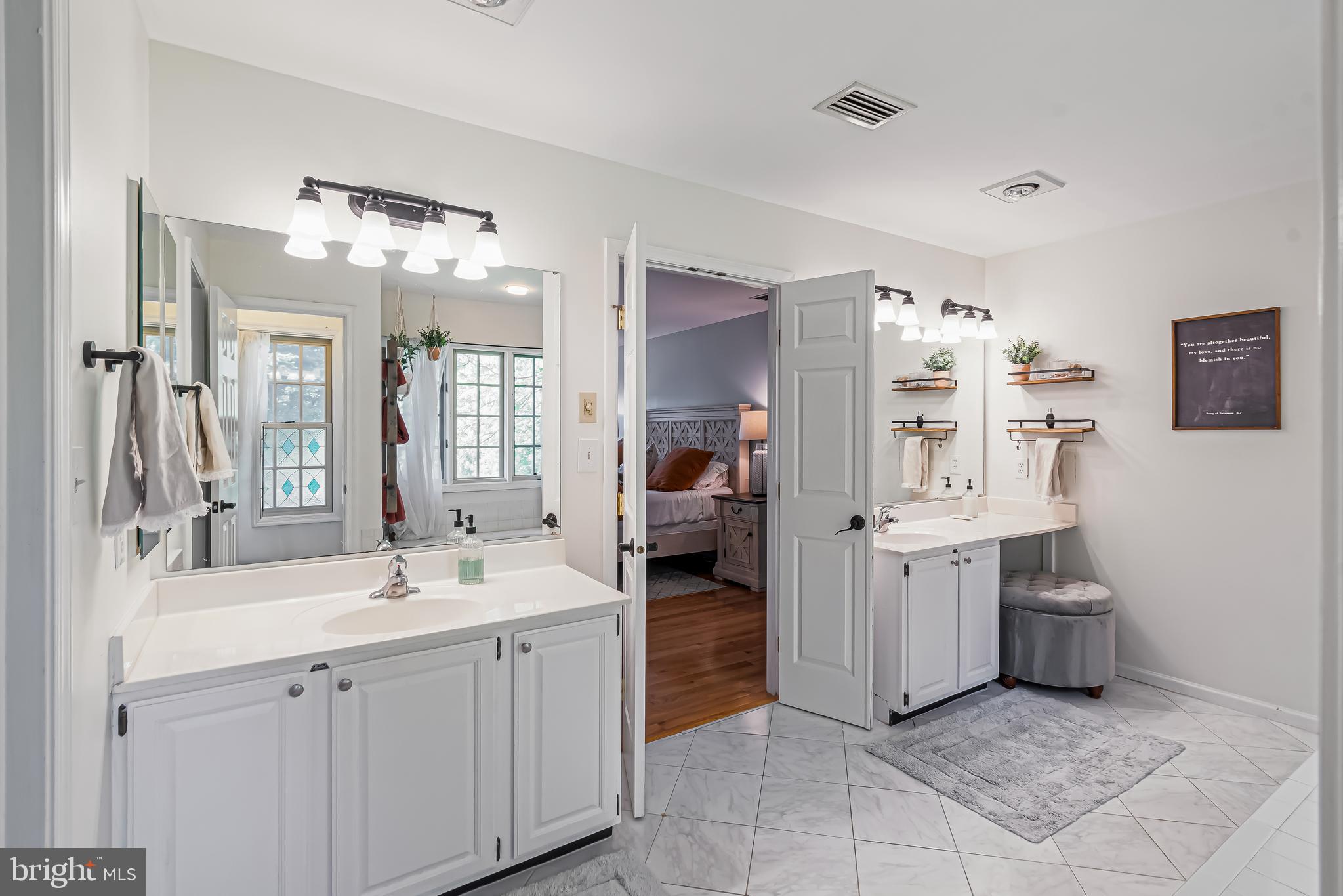 1103 ELGIN COURT