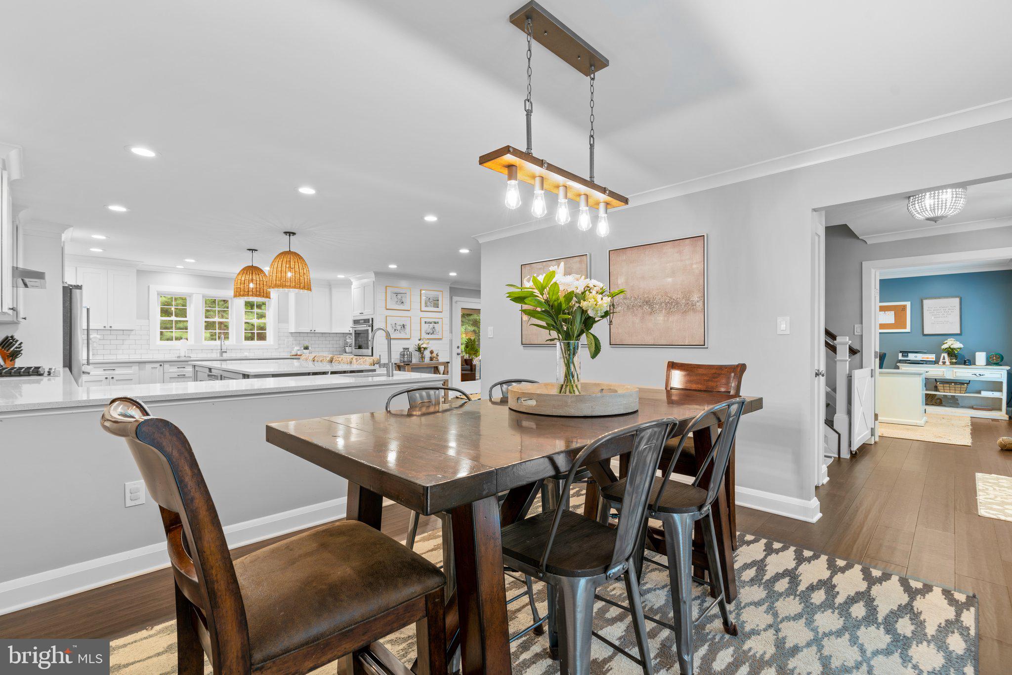 348 BUTTERNUT COURT