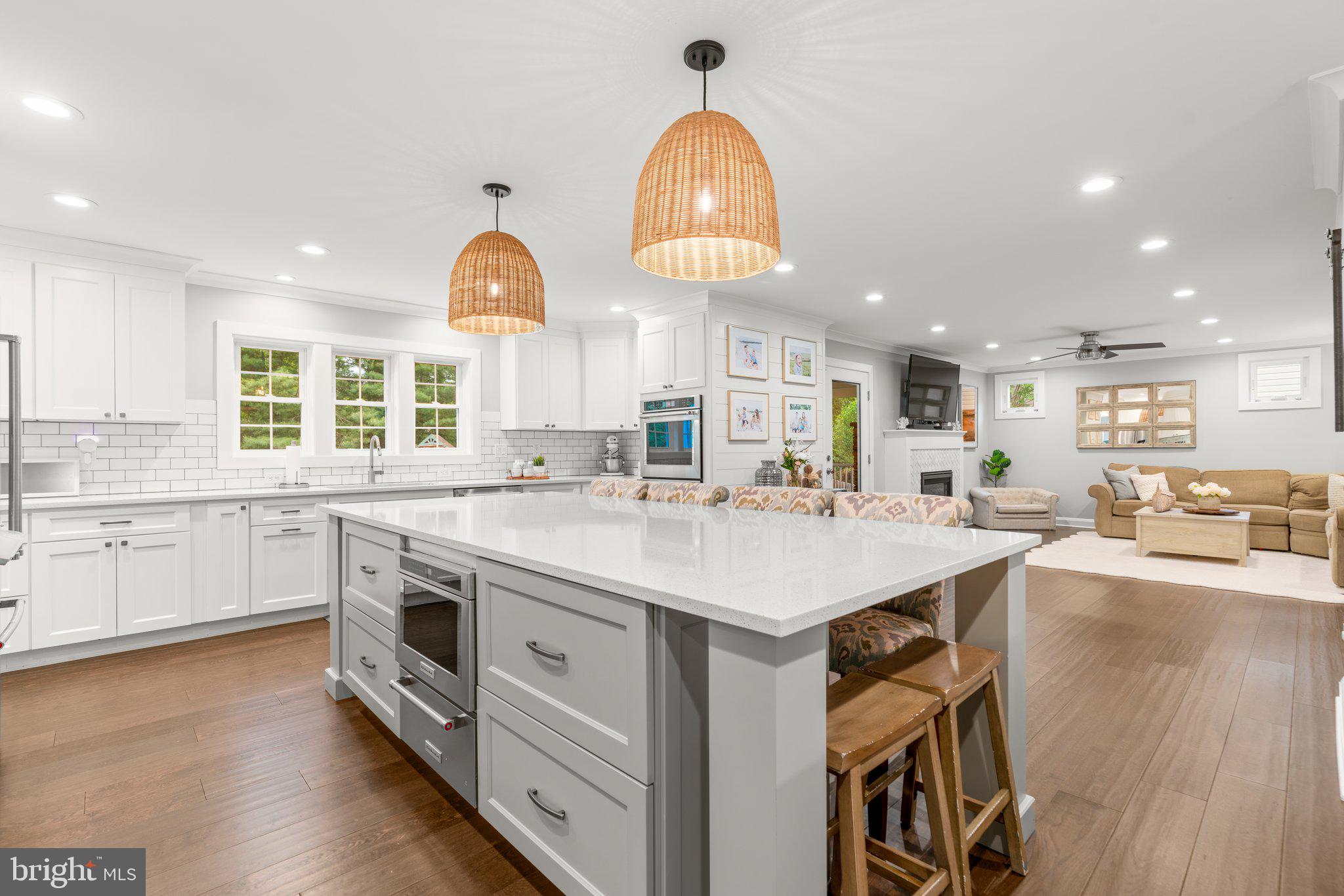348 BUTTERNUT COURT