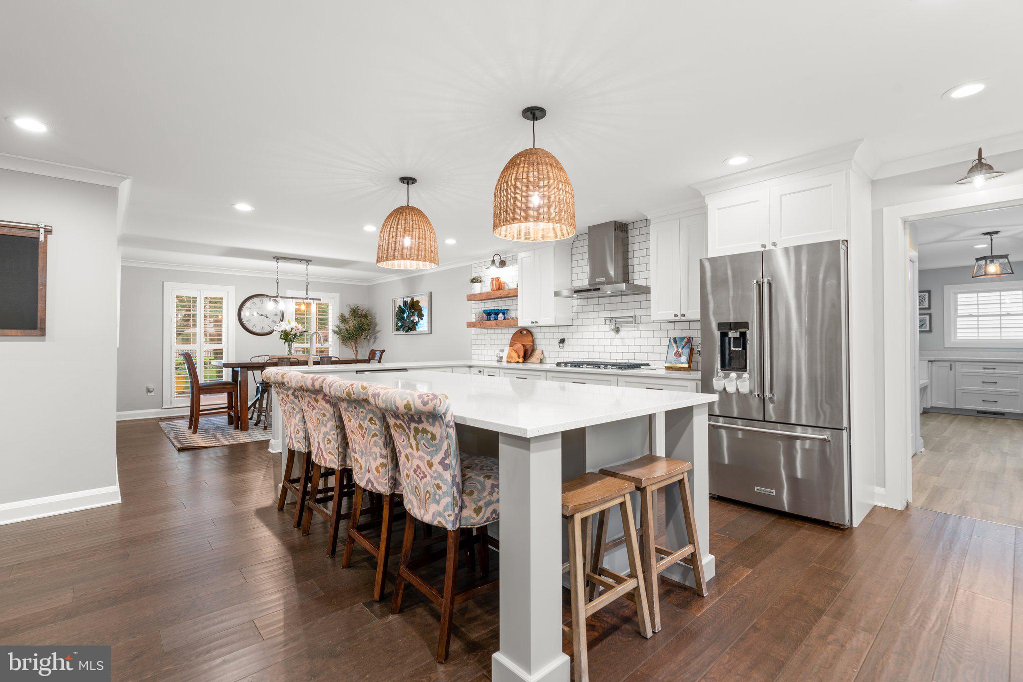 348 BUTTERNUT COURT