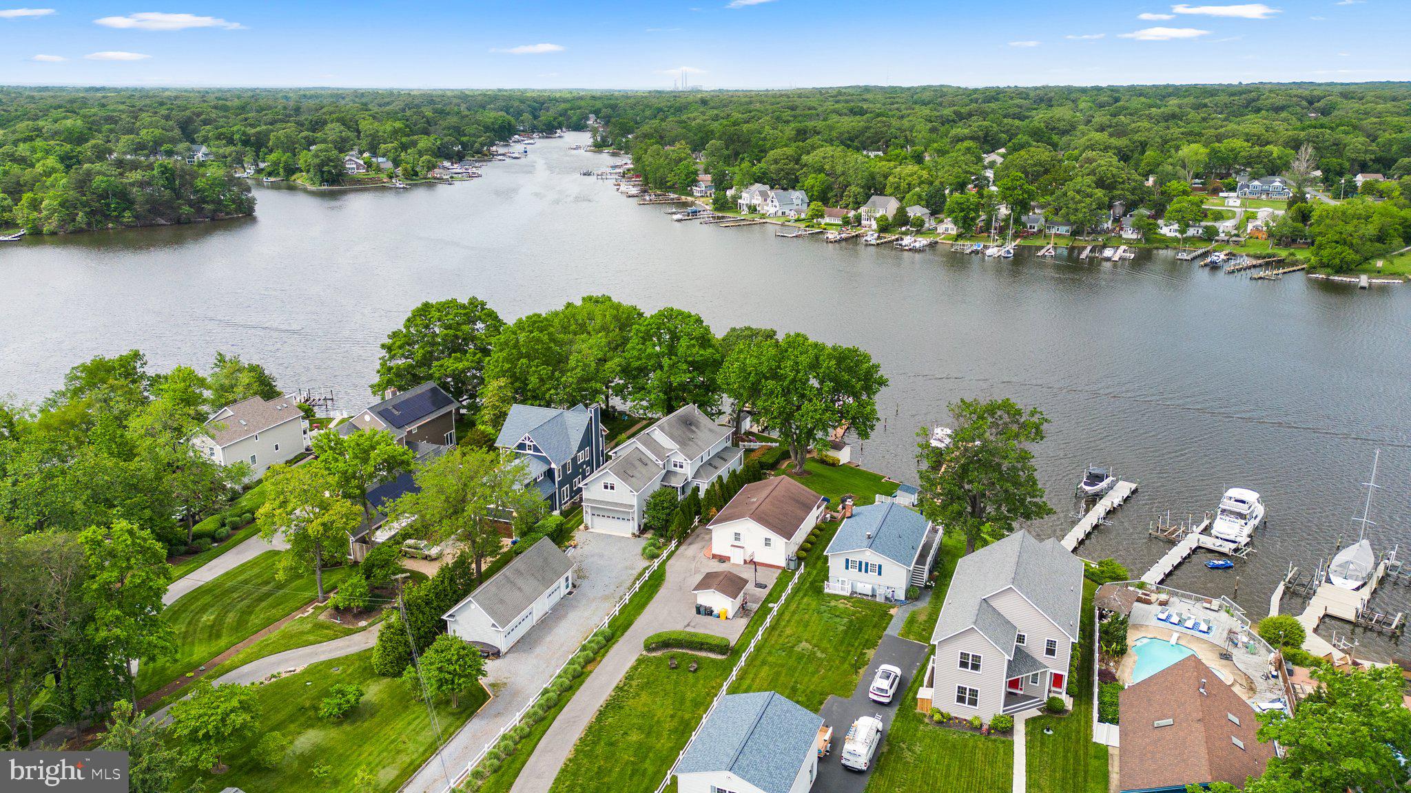 352 NORTH DRIVE