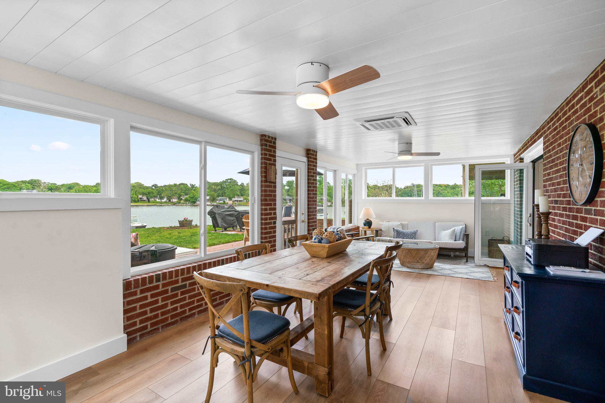352 NORTH DRIVE