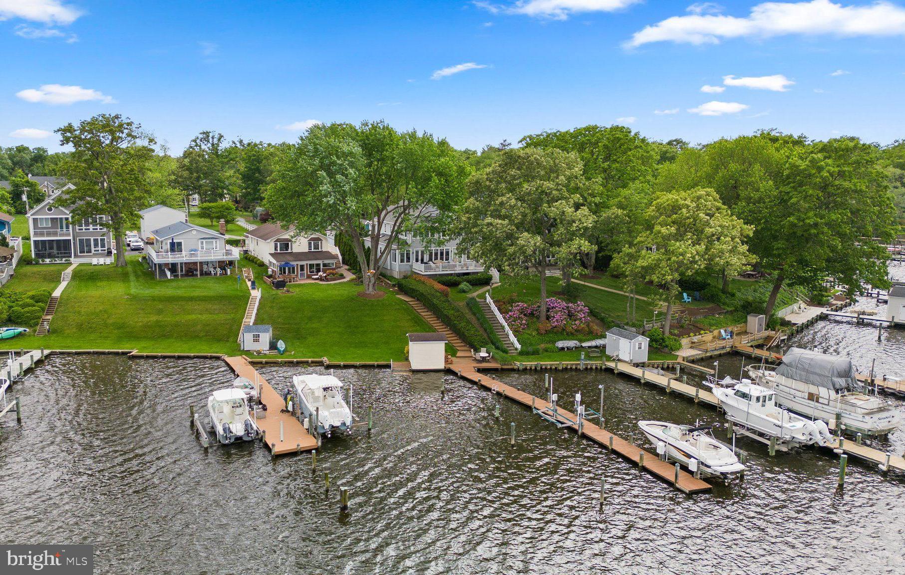 352 NORTH DRIVE