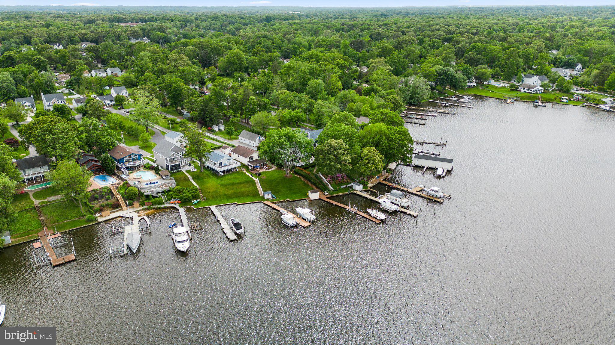 352 NORTH DRIVE