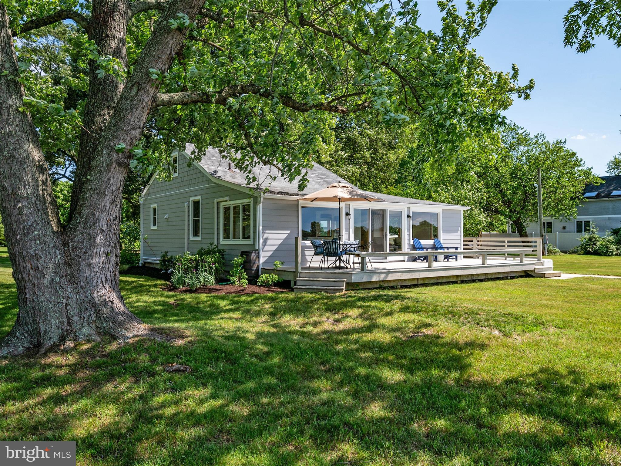1264 W RIVER ROAD