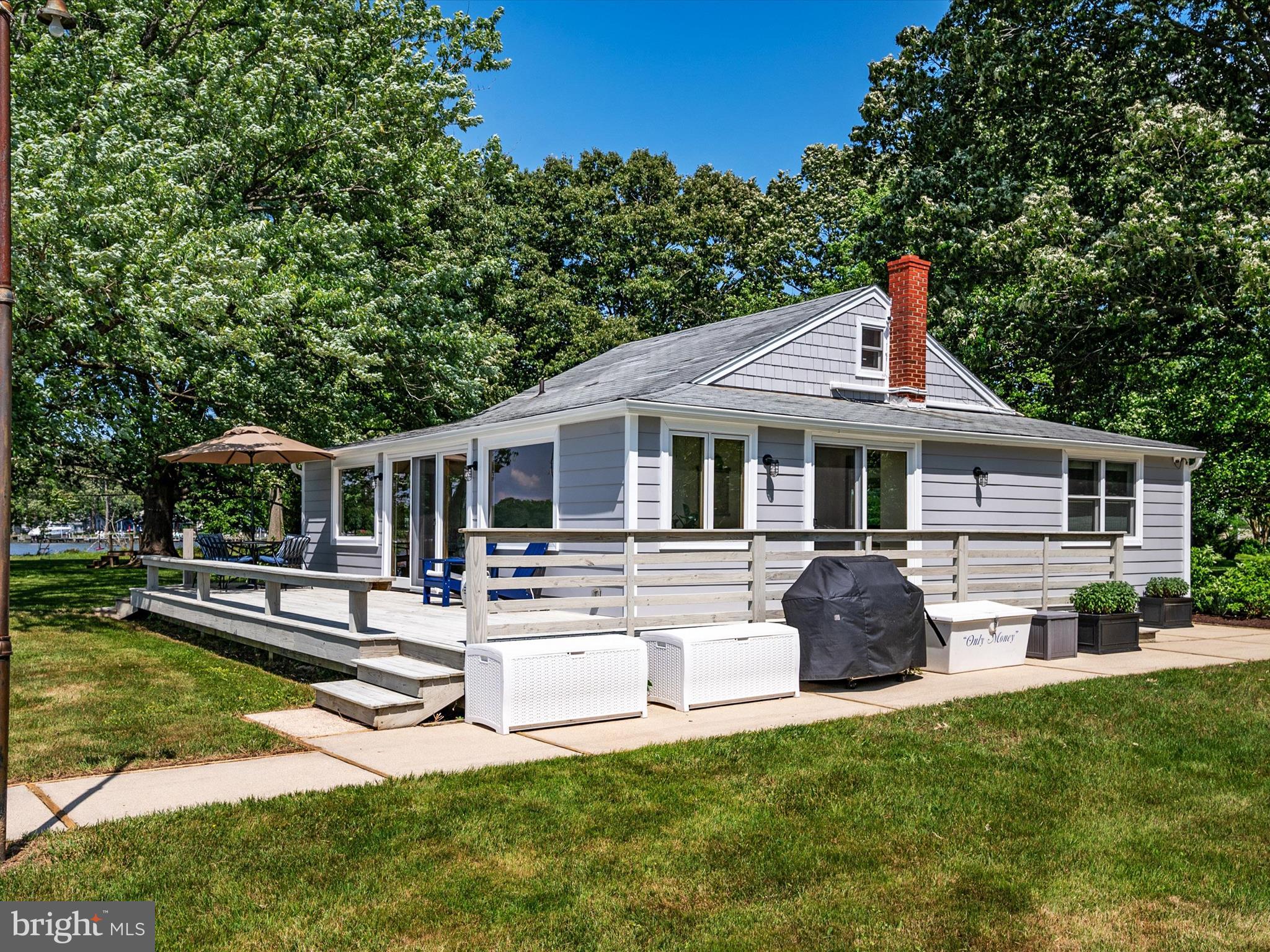 1264 W RIVER ROAD