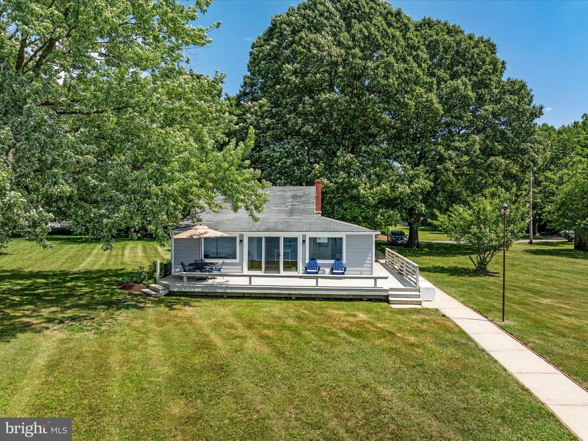 1264 W RIVER ROAD