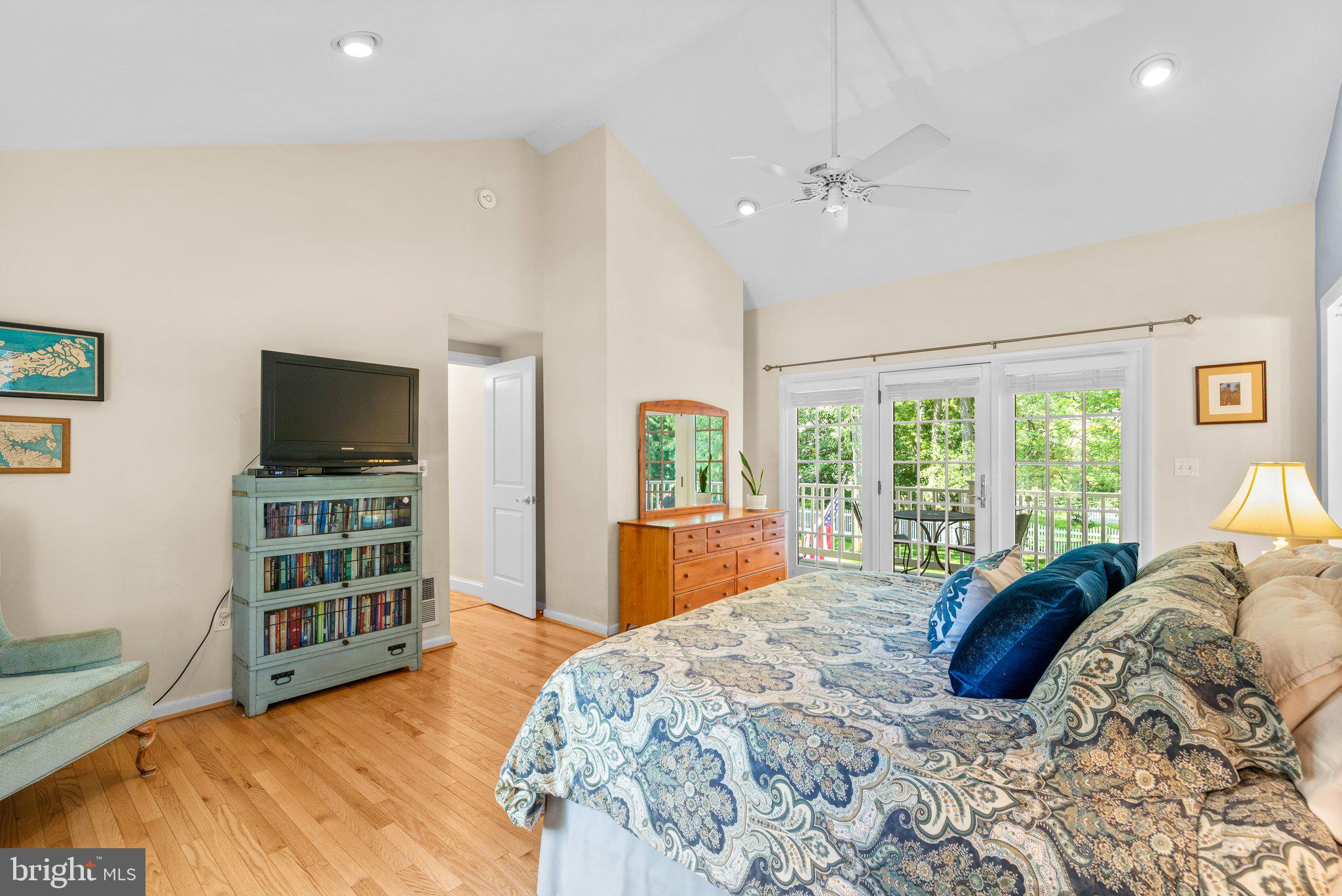 16 SAINT IVES DRIVE