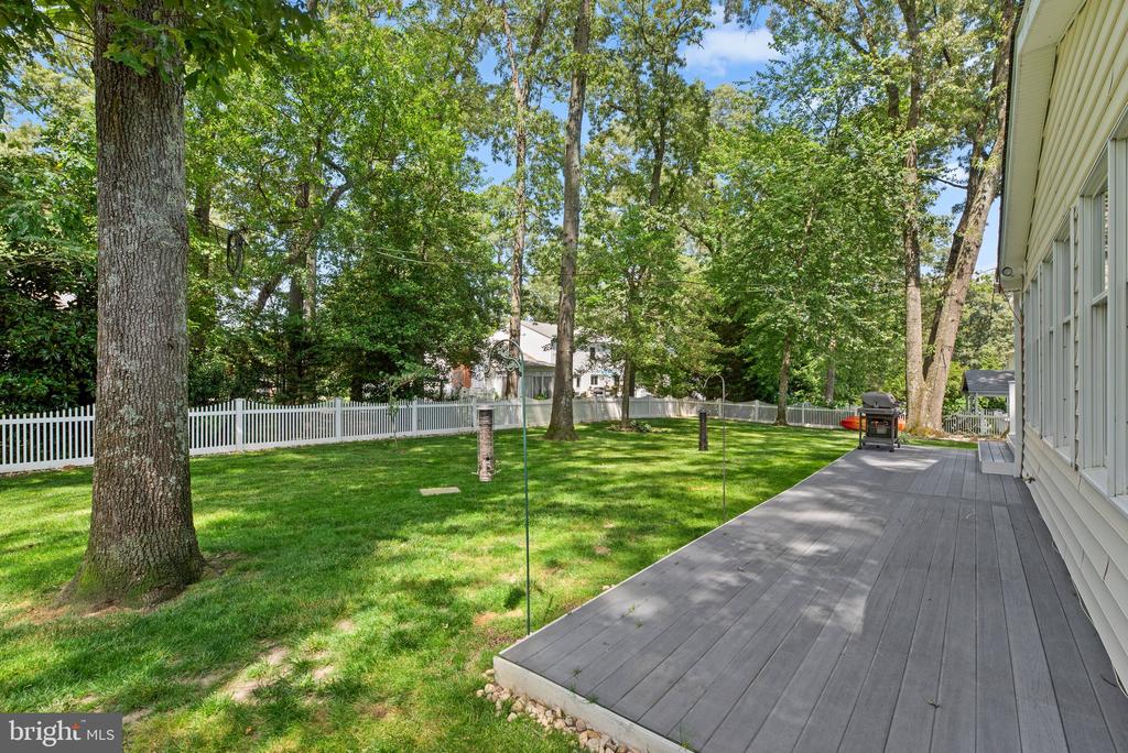 16 SAINT IVES DRIVE