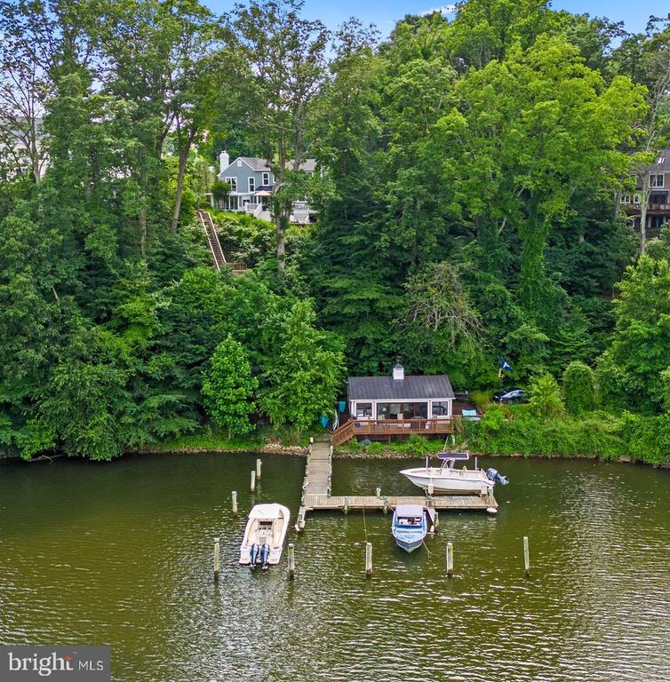 230 MOUNTAIN LAUREL LANE