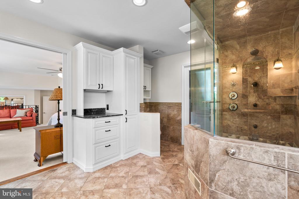 230 MOUNTAIN LAUREL LANE