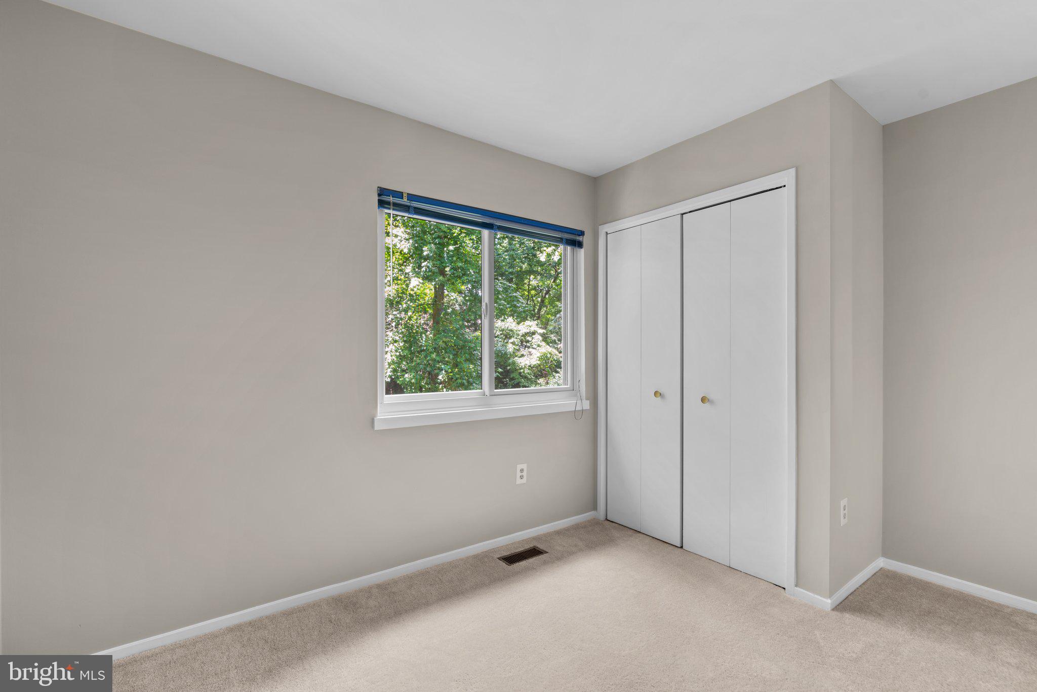 40 WINDWHISPER LANE