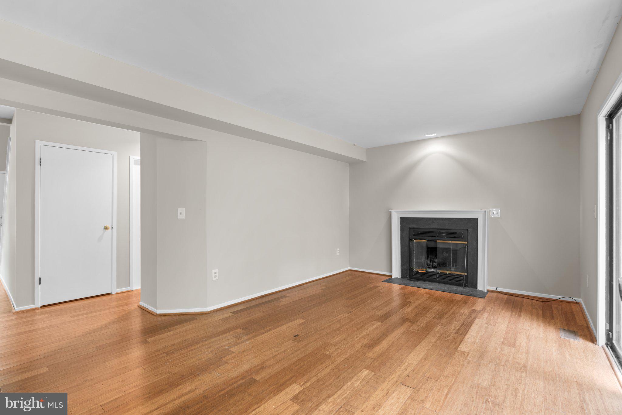 40 WINDWHISPER LANE