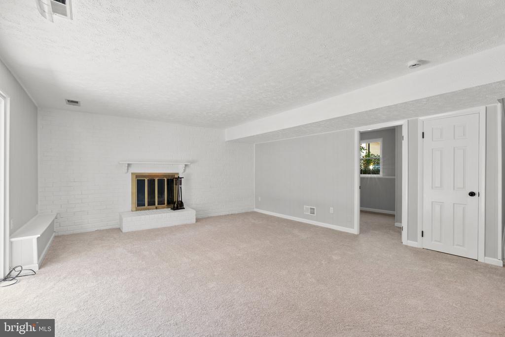 438 CENTURY VISTA DRIVE