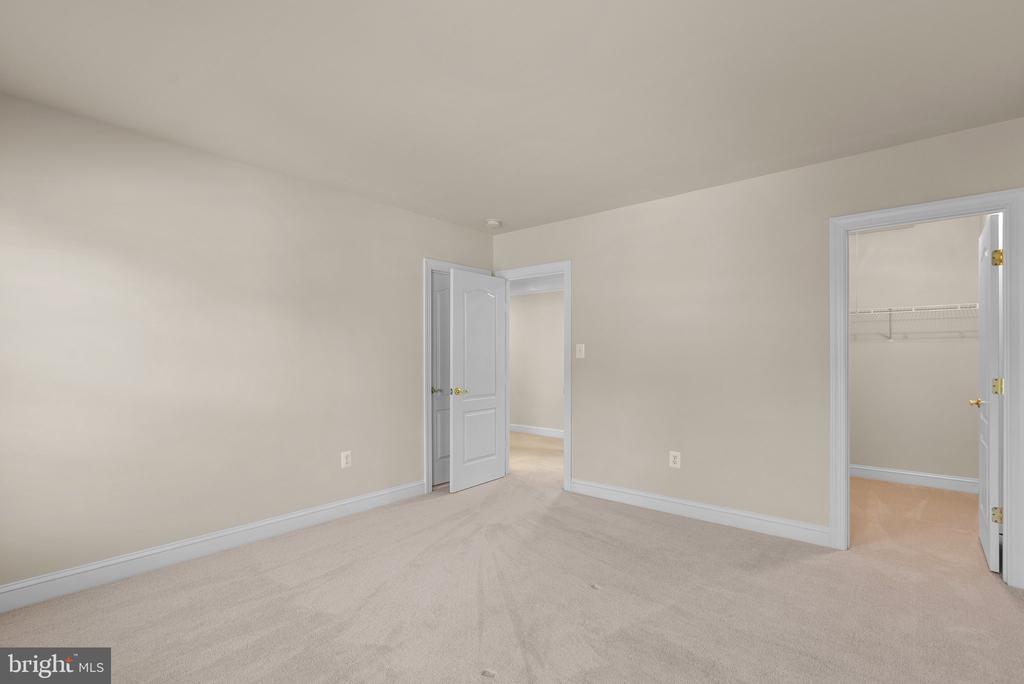 2318 ANNAPOLIS RIDGE COURT