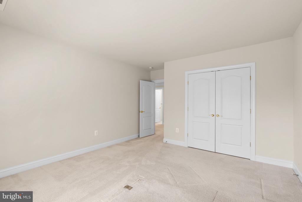 2318 ANNAPOLIS RIDGE COURT