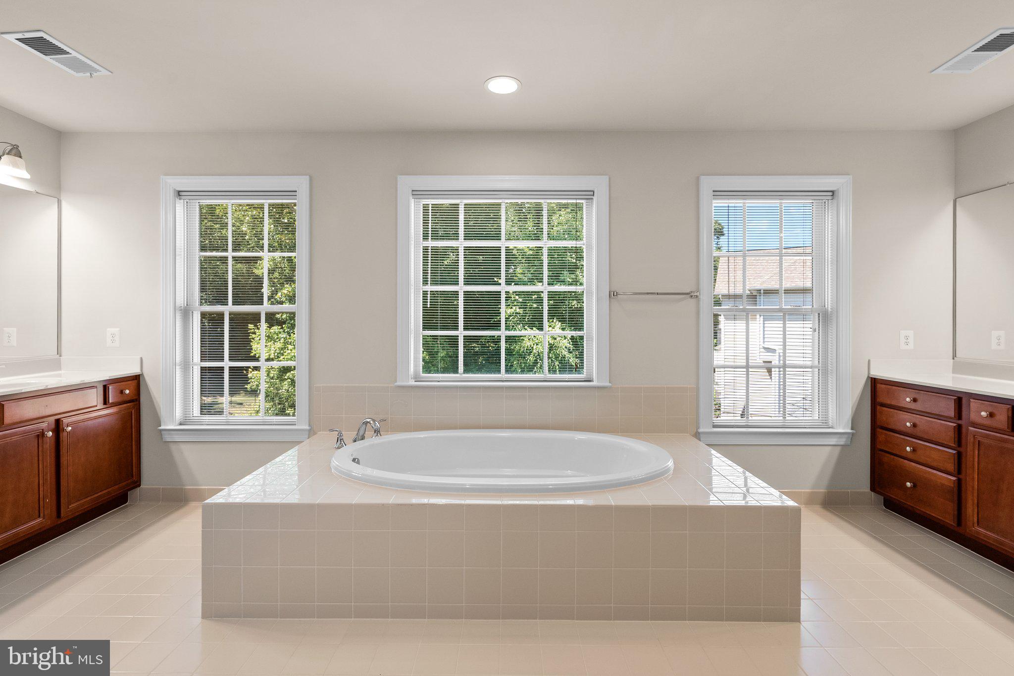 2318 ANNAPOLIS RIDGE COURT