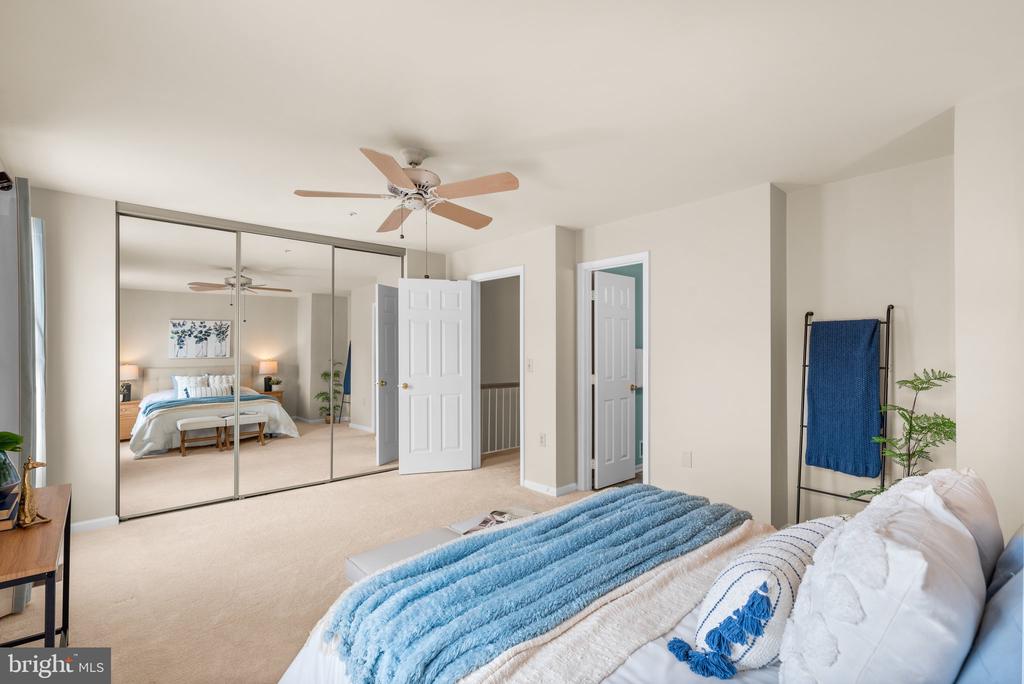 1029 SIMSBURY COURT