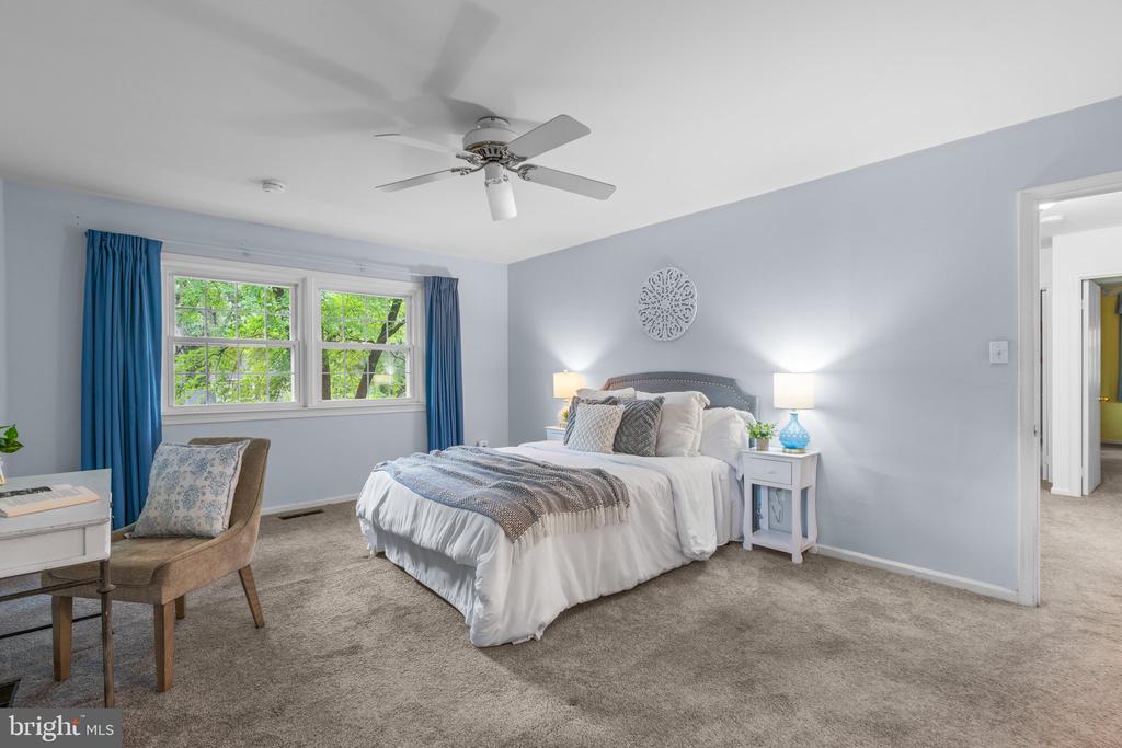 11 SAINT IVES DRIVE