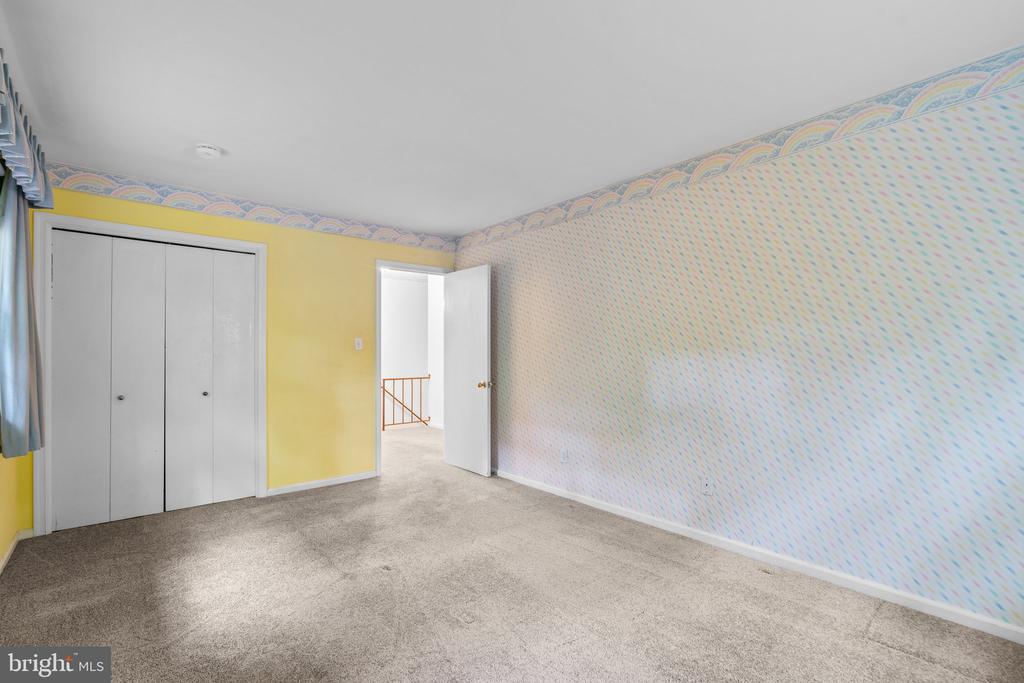 11 SAINT IVES DRIVE