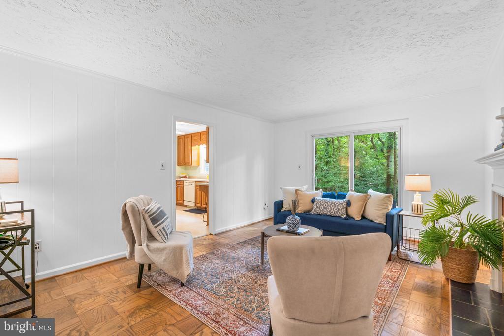 11 SAINT IVES DRIVE