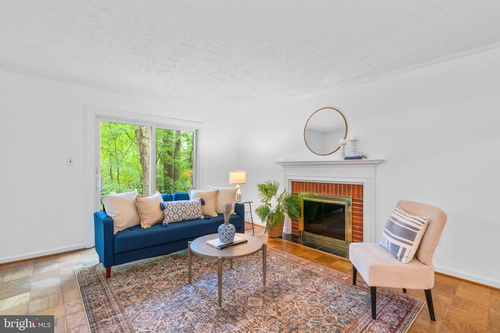 11 SAINT IVES DRIVE
