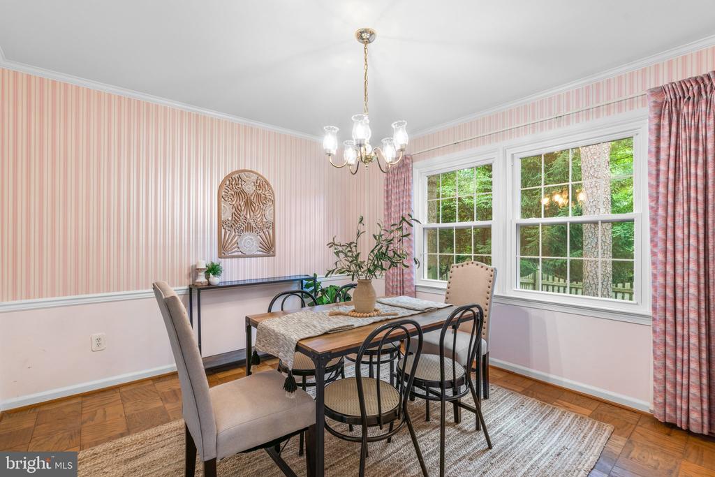 11 SAINT IVES DRIVE