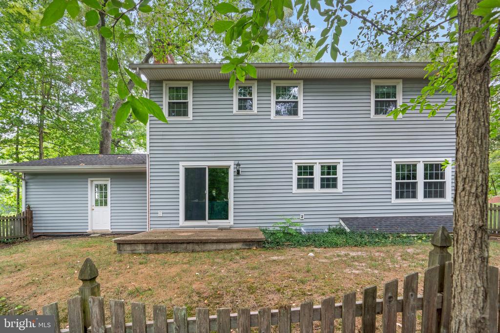 11 SAINT IVES DRIVE