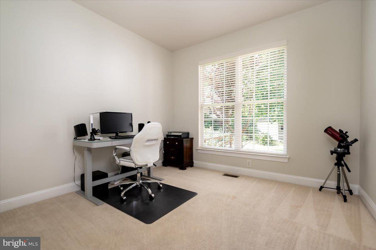 8265 GREEN ICE DRIVE