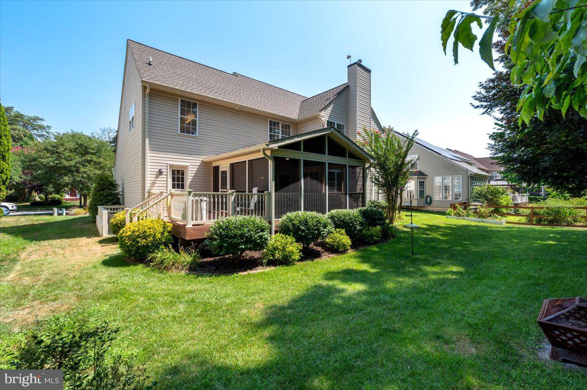 8265 GREEN ICE DRIVE