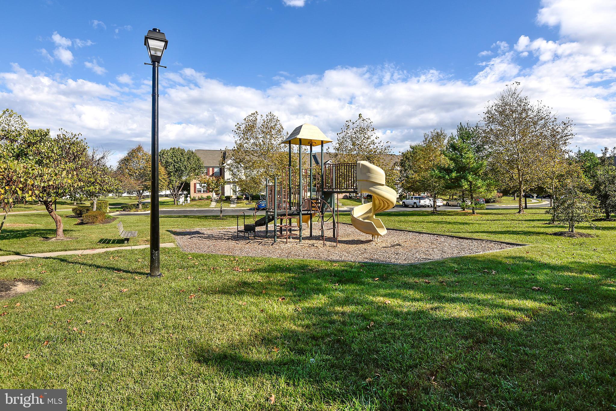 8265 GREEN ICE DRIVE