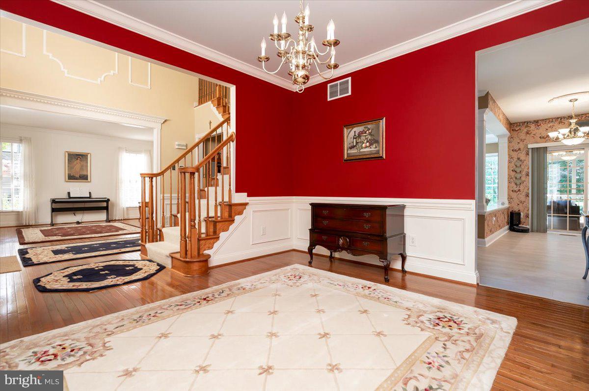 8265 GREEN ICE DRIVE