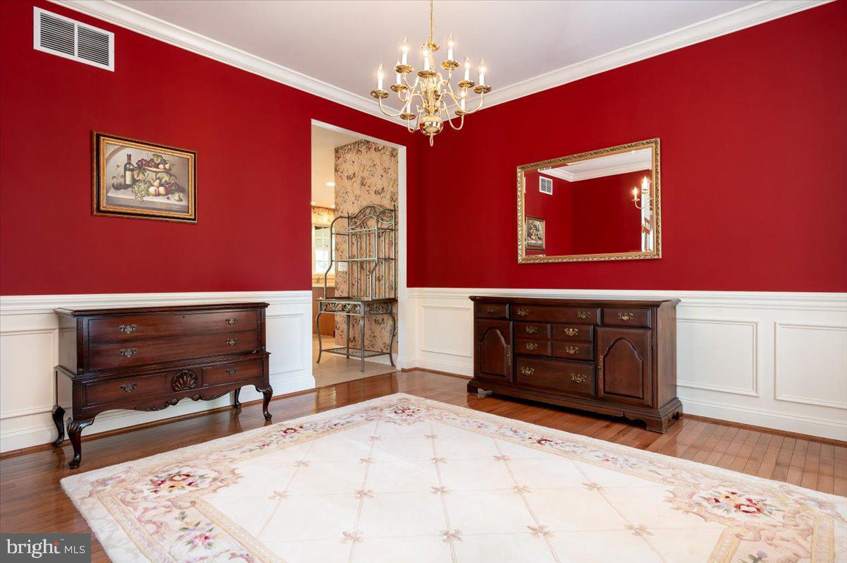 8265 GREEN ICE DRIVE