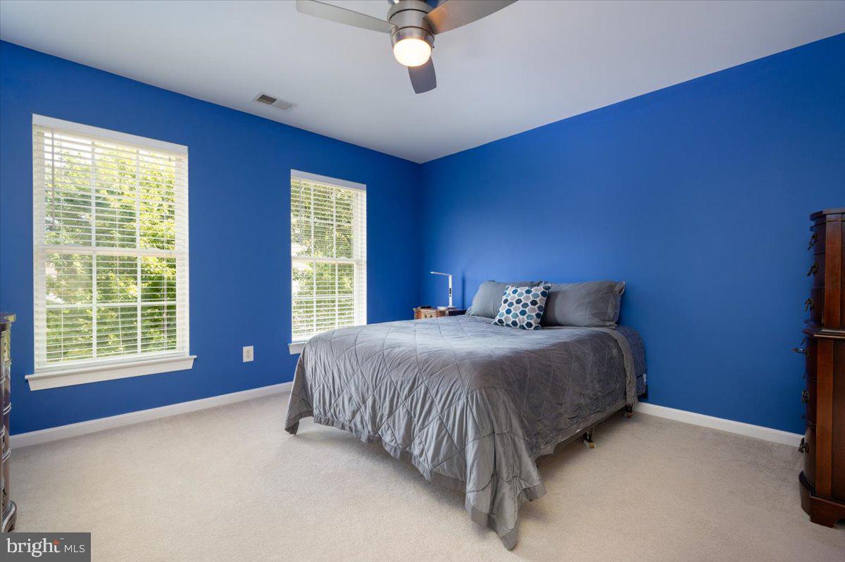 8265 GREEN ICE DRIVE