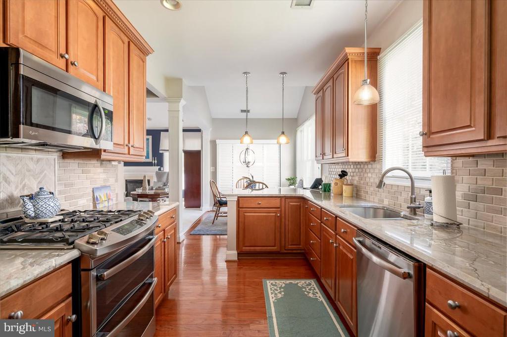 2619 SALFORD DRIVE
