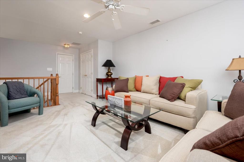 2619 SALFORD DRIVE