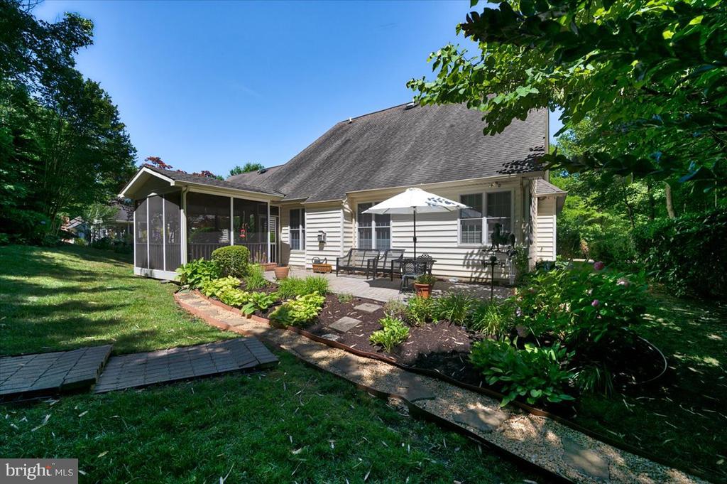 2619 SALFORD DRIVE