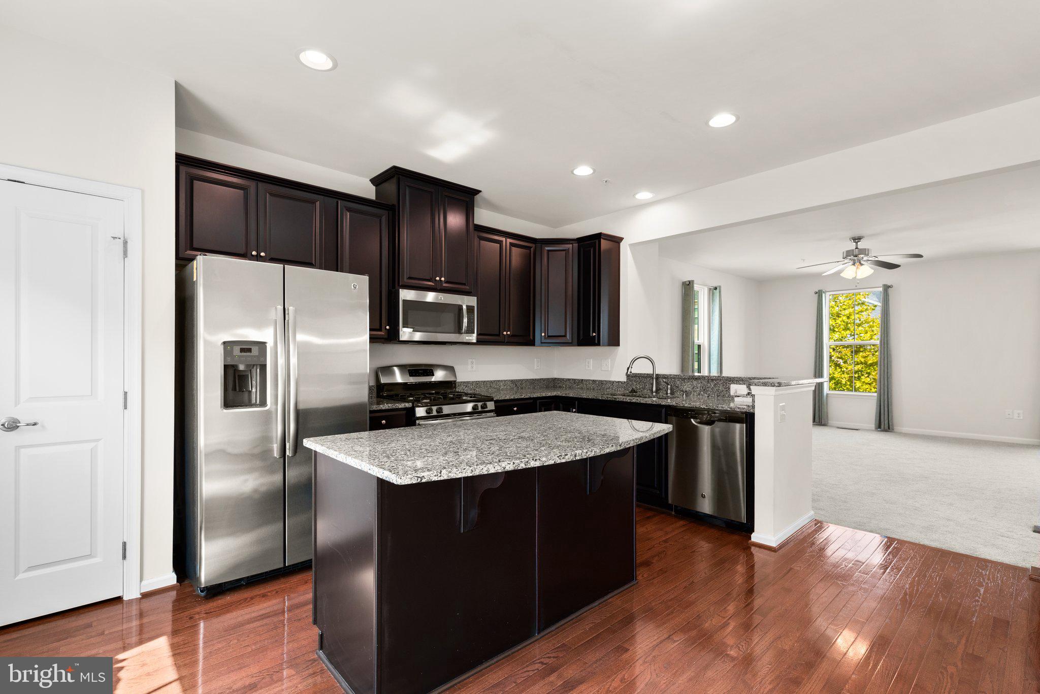 719 APPLE ORCHARD DRIVE